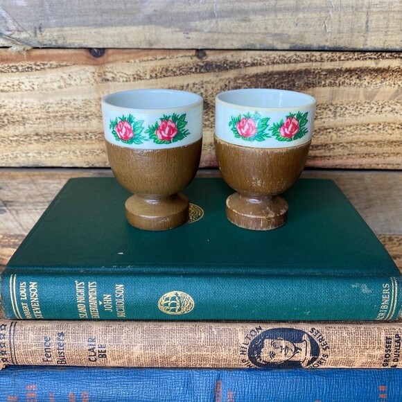 1960's Nevco Japanese Egg Cups with Walnut Wooden Base And Floral Pattern - Picture 5 of 5
